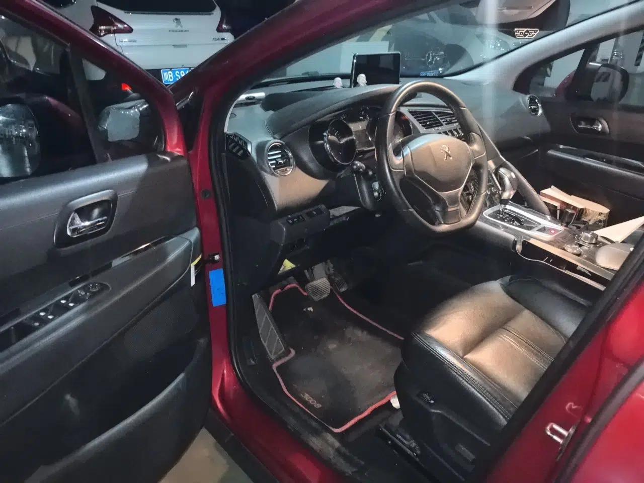 Peugeot 3008 2015 1.6THP Automatic Prestige Edition — миниатюра 16