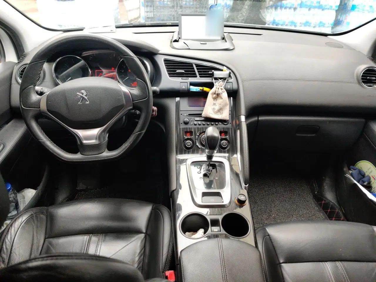 Peugeot 3008 2013 2.0L Automatic Trend Edition — миниатюра 9