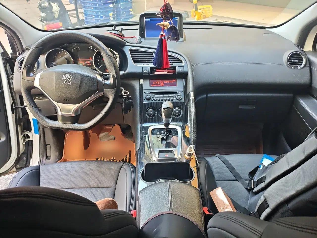 Peugeot 3008 2013 2.0L Automatic Classic Edition — миниатюра 9