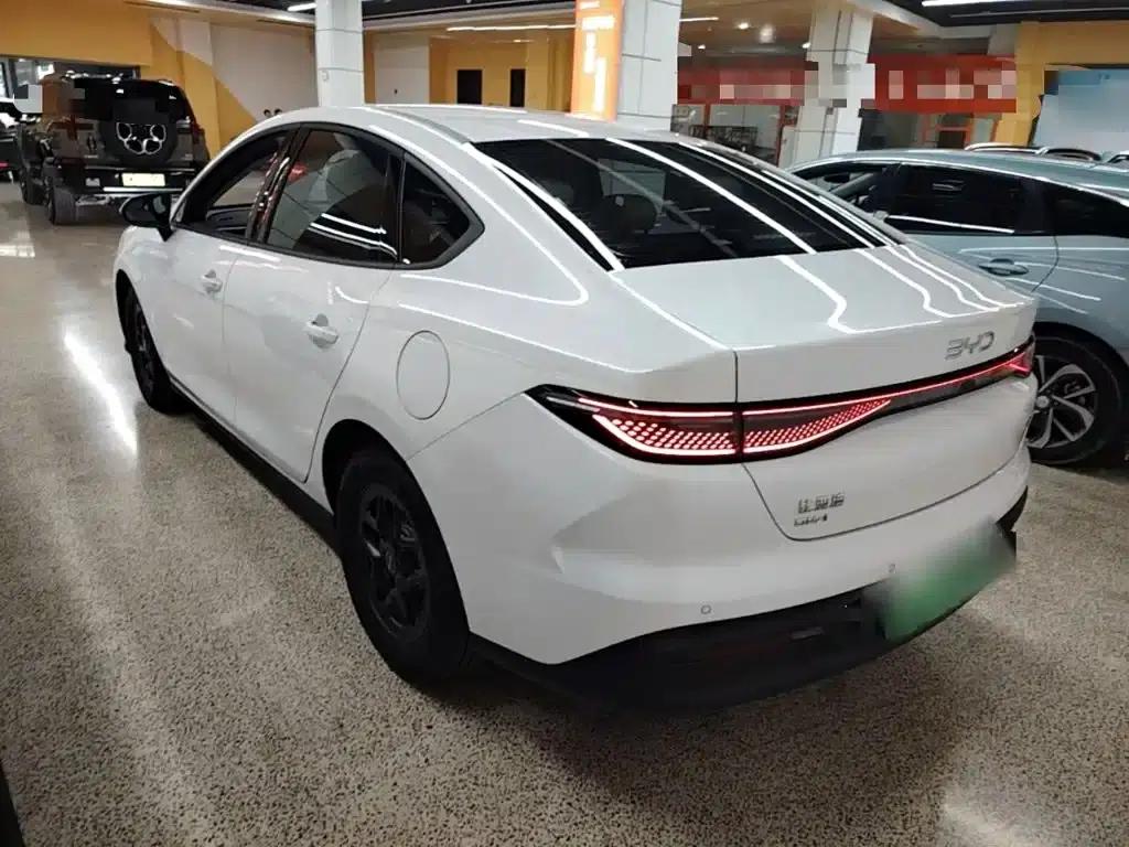 Seal 05 DM-i 2025 DM-i Intelligent Driving Edition 55KM Luxury Model — миниатюра 5