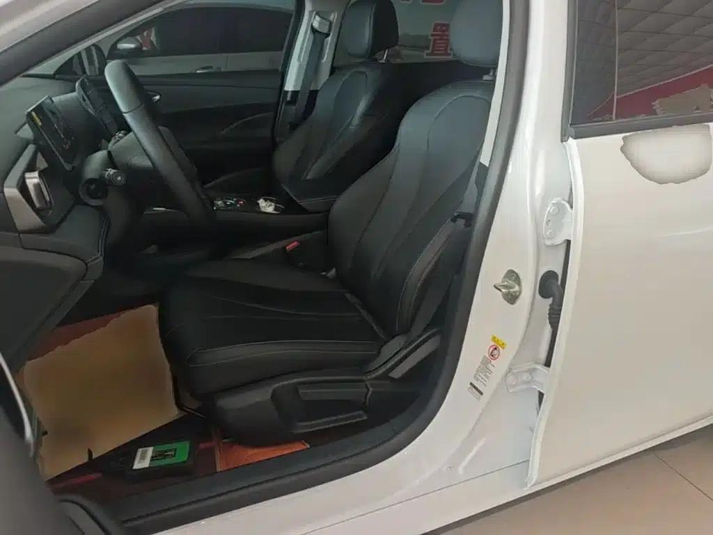 Seal 05 DM-i 2025 DM-i Intelligent Driving Edition 55KM Luxury Model — миниатюра 15