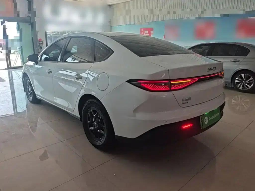 Seal 05 DM-i 2025 DM-i Intelligent Driving Edition 55KM Luxury Model — миниатюра 5