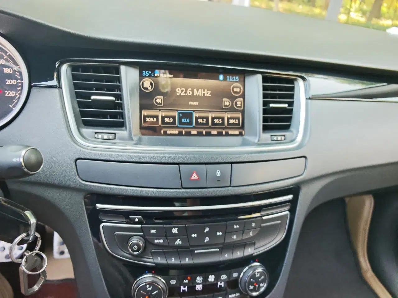 Peugeot 508 2012 2.0L Automatic Smart Enjoyment Version — миниатюра 13