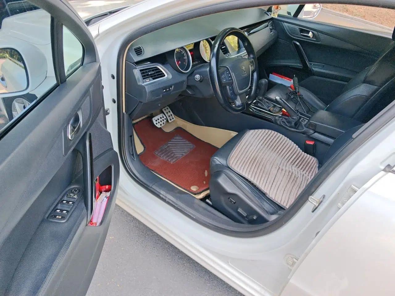Peugeot 508 2012 2.0L Automatic Smart Enjoyment Version — миниатюра 16