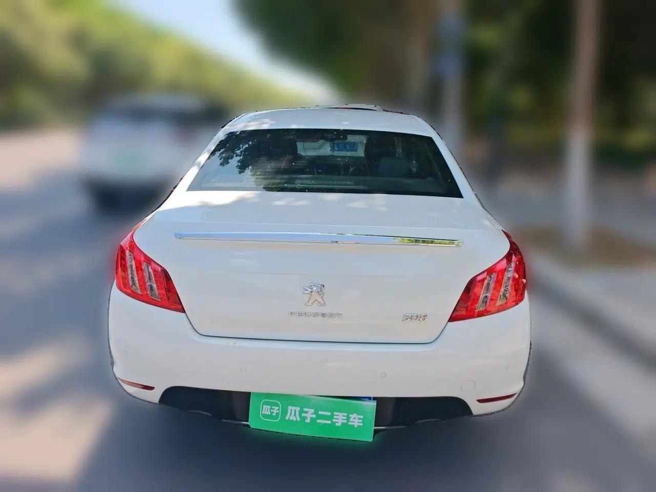 Peugeot 508 2012 2.0L Automatic Smart Enjoyment Version — миниатюра 5