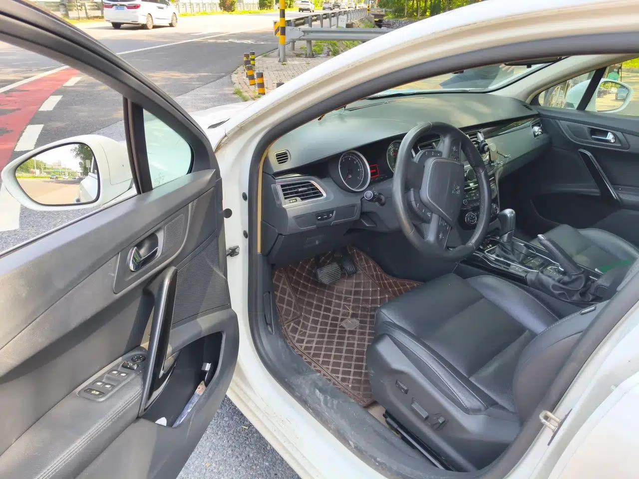 Peugeot 508 2012 2.0L Automatic Smart Enjoyment Version — миниатюра 16