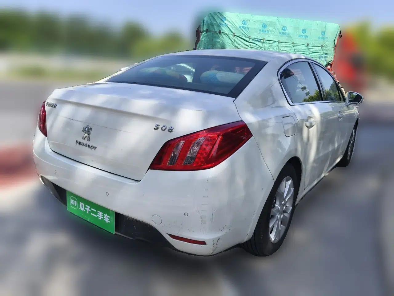 Peugeot 508 2012 2.0L Automatic Smart Enjoyment Version — миниатюра 6