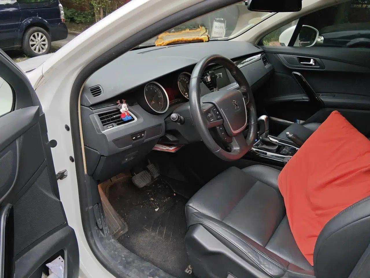 Peugeot 508 2015 2.0L Automatic ZhiZhen Edition — миниатюра 16