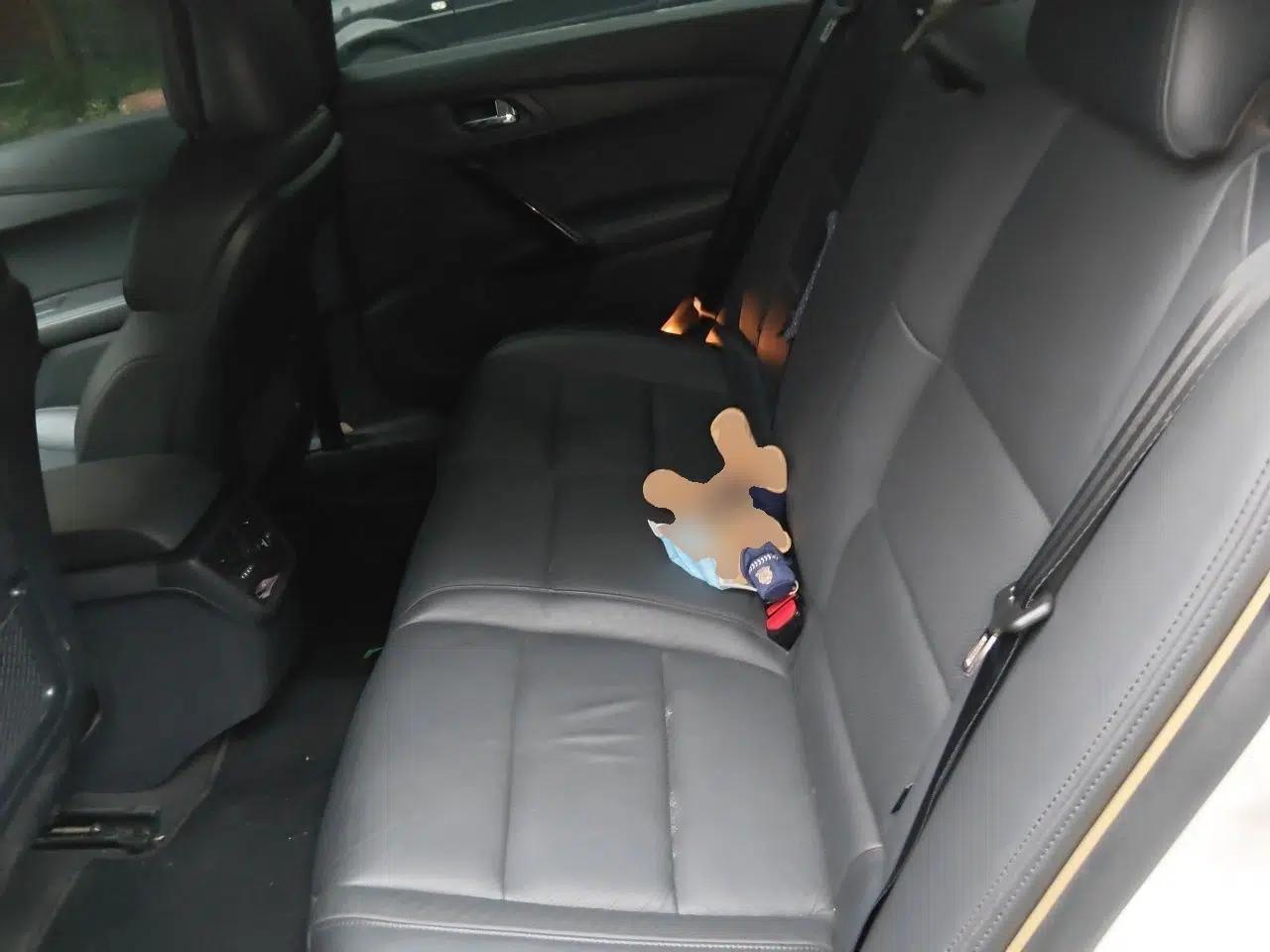 Peugeot 508 2015 2.0L Automatic ZhiZhen Edition — миниатюра 17