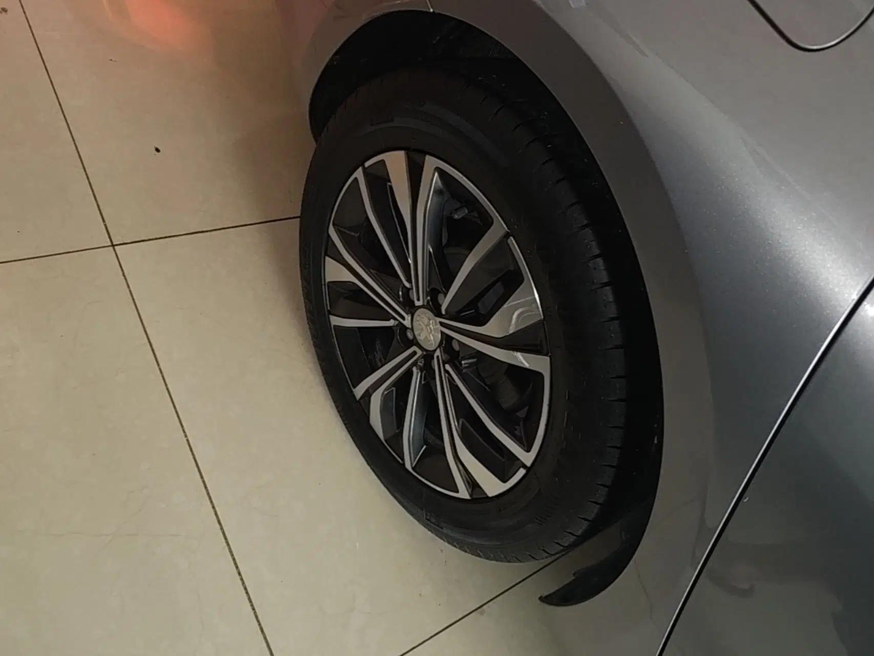 Peugeot 508 2022 508L 400THP PureTech Driving Control Edition — миниатюра 11