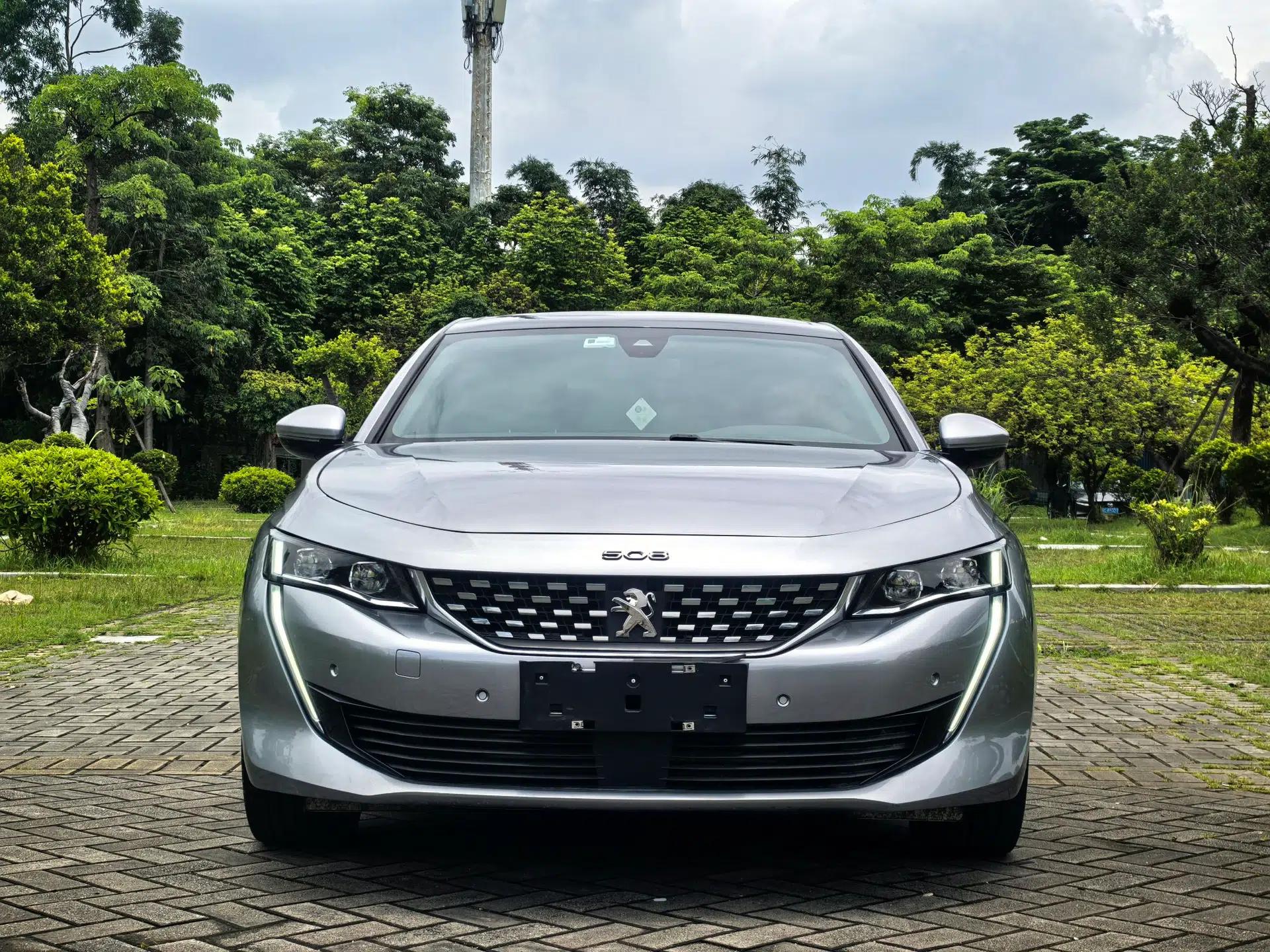 Peugeot 508 2022 508L 400THP PureTech Driving Control Edition — миниатюра 12