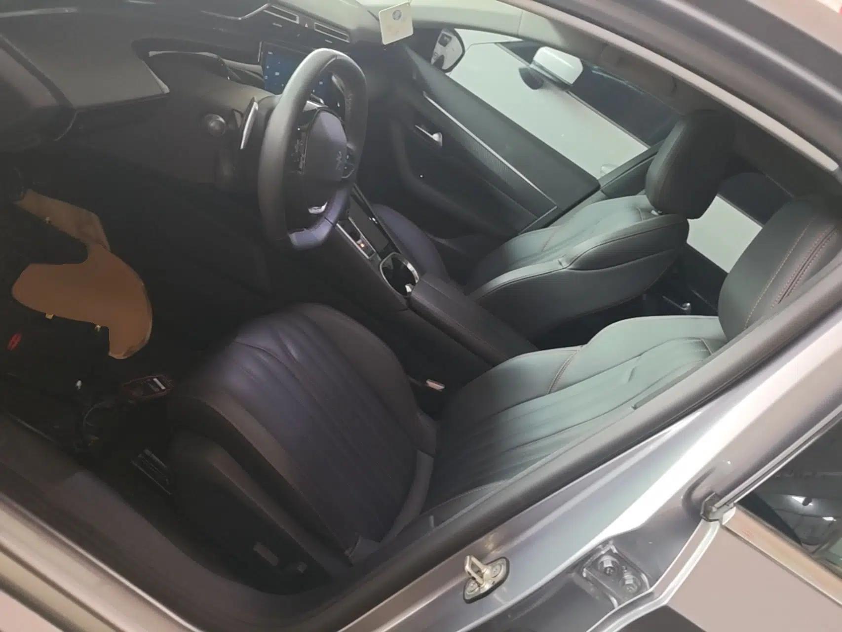 Peugeot 508 2022 508L 400THP PureTech Driving Control Edition — миниатюра 23