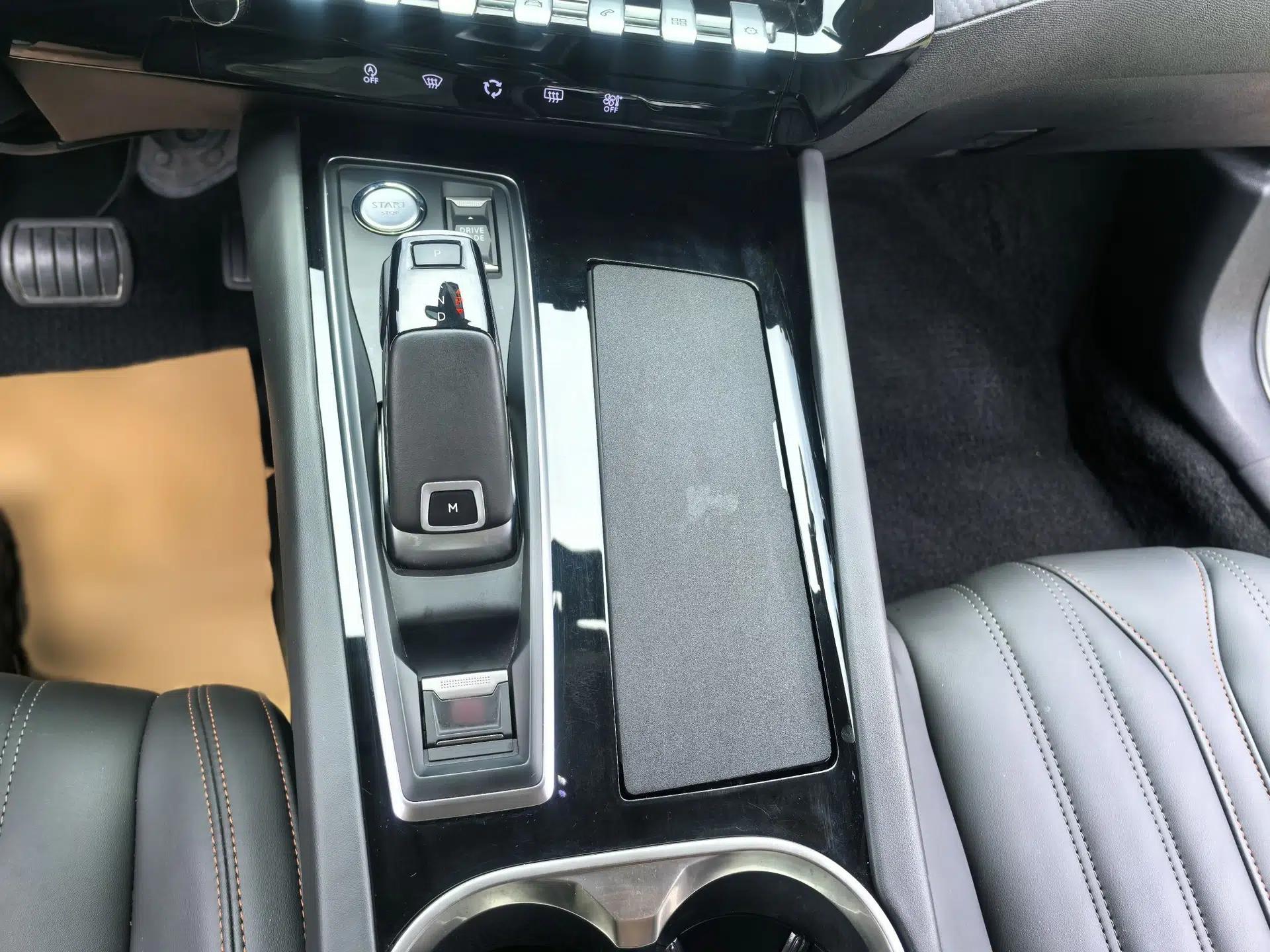Peugeot 508 2022 508L 400THP PureTech Driving Control Edition — миниатюра 35