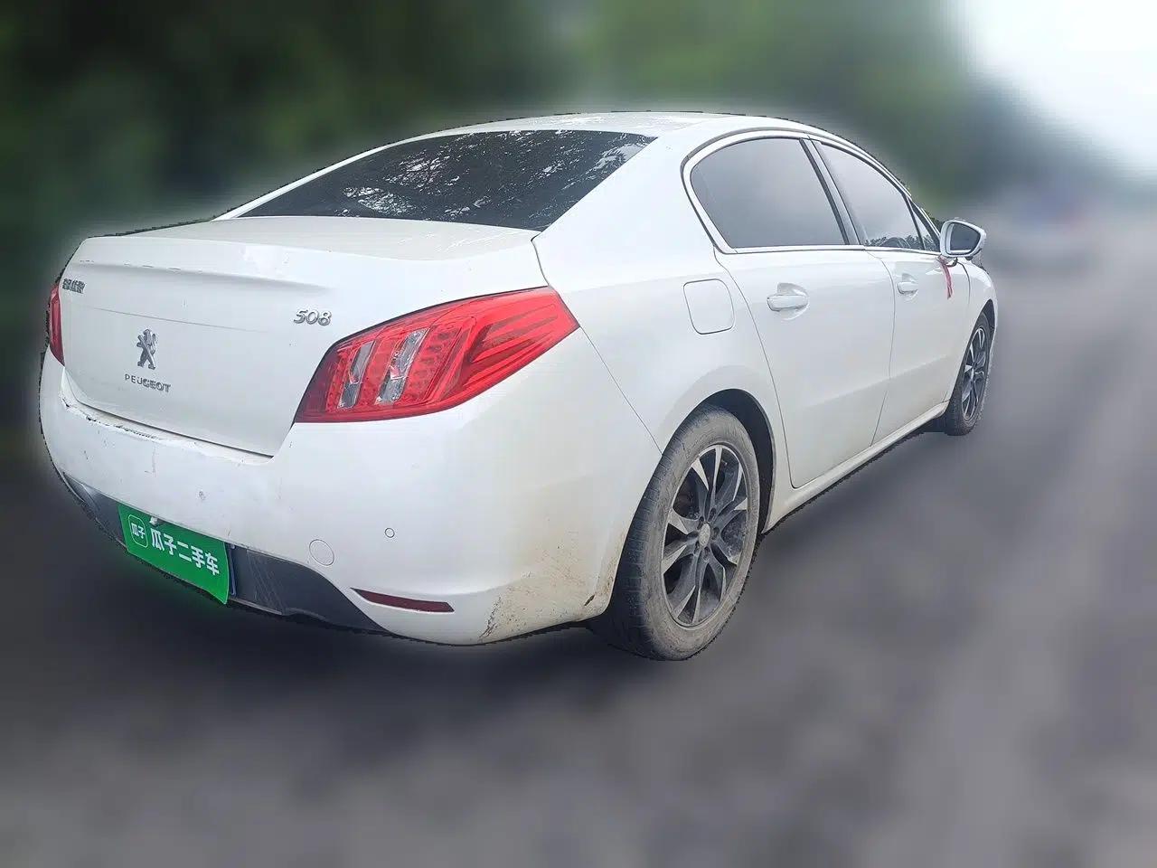 Peugeot 508 2012 2.0L Automatic Smart Enjoyment Version — миниатюра 6