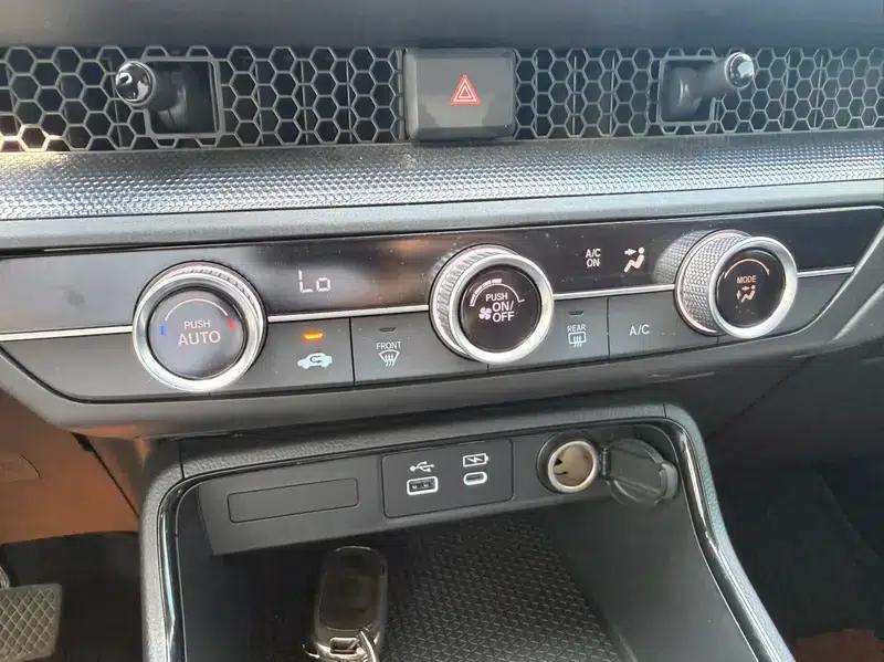 Honda CR-V 2024 240TURBO CVT 2WD Dynamic 5-Seater Edition — миниатюра 8