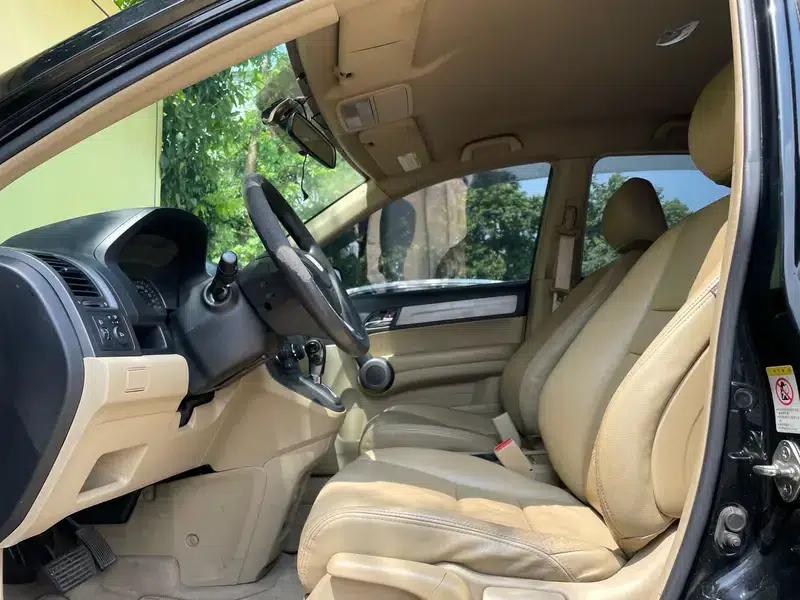 Honda CR-V 2010 2.0L Automatic 2WD Urban Edition — миниатюра 8