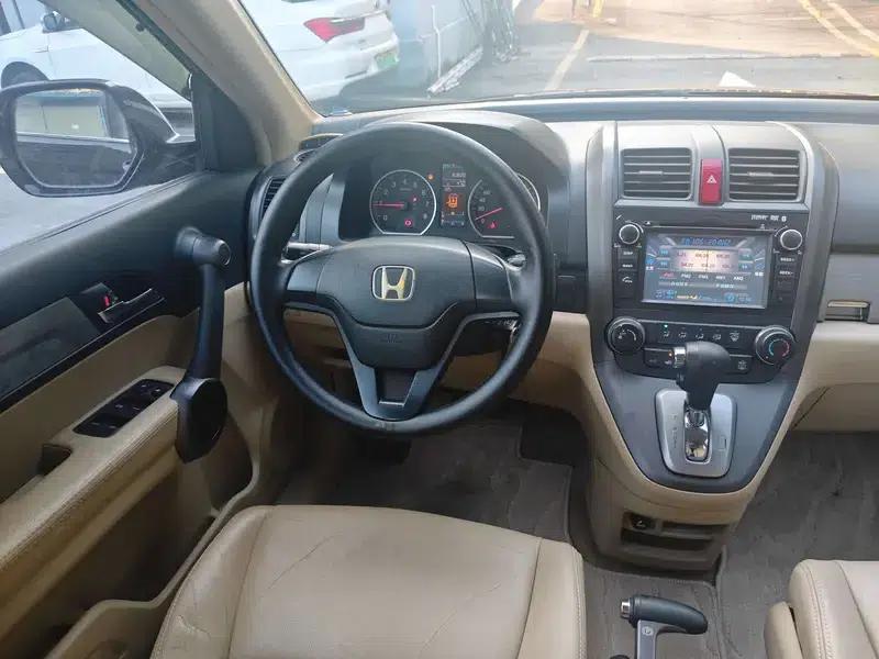 Honda CR-V 2010 2.0L Automatic 2WD Urban Edition — миниатюра 11