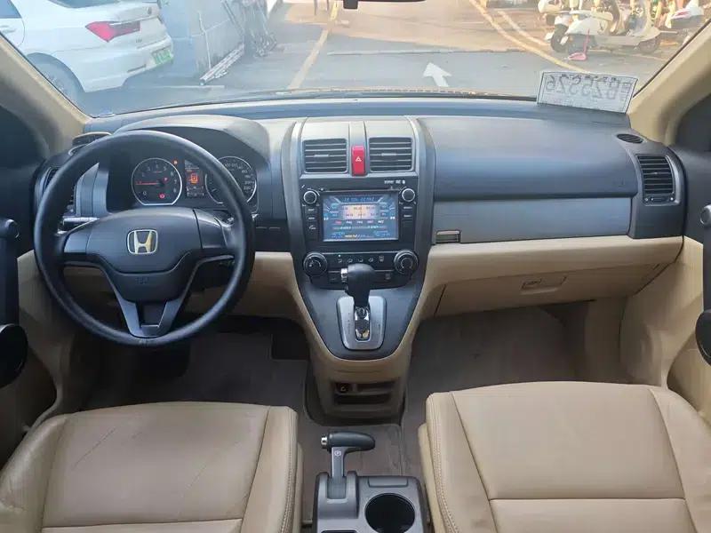 Honda CR-V 2010 2.0L Automatic 2WD Urban Edition — миниатюра 9