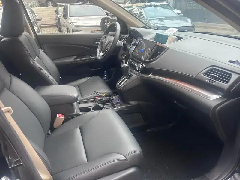 Honda CR-V 2016 2.0L 2WD Urban Edition — миниатюра 16