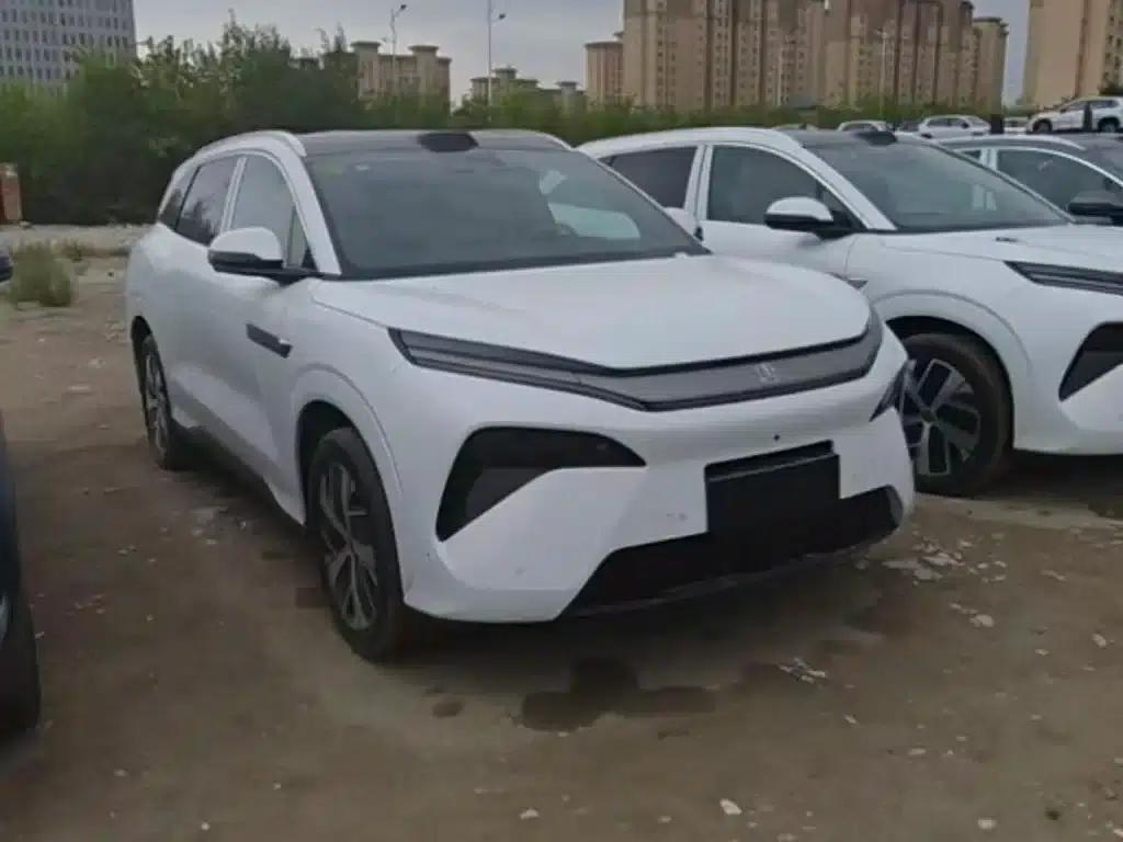 Tang L 2025 Model DM 215KM LiDAR Flagship Edition — миниатюра 4