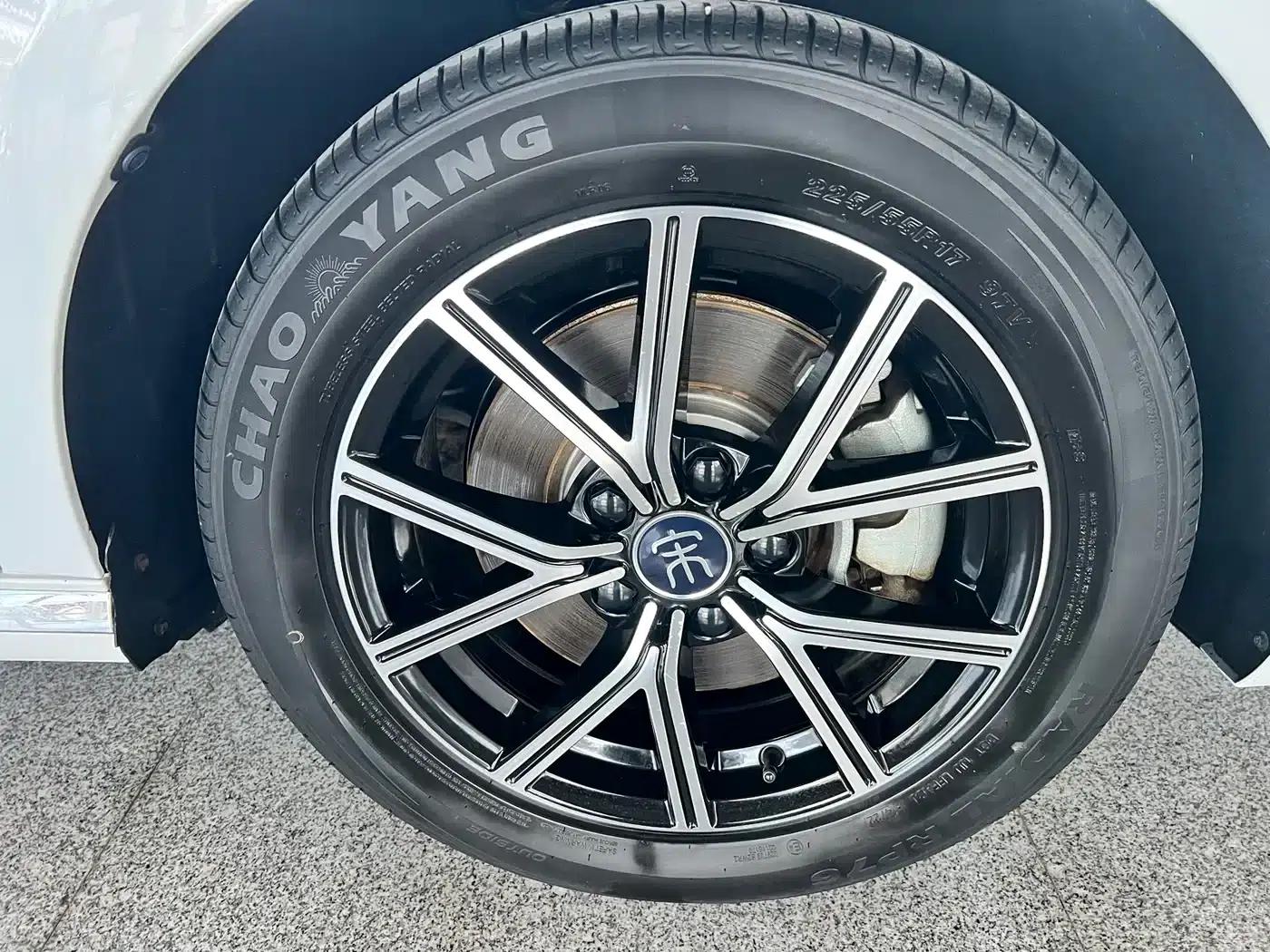 Song MAX New Energy 2022 DM-i 105KM Executive Edition — миниатюра 13