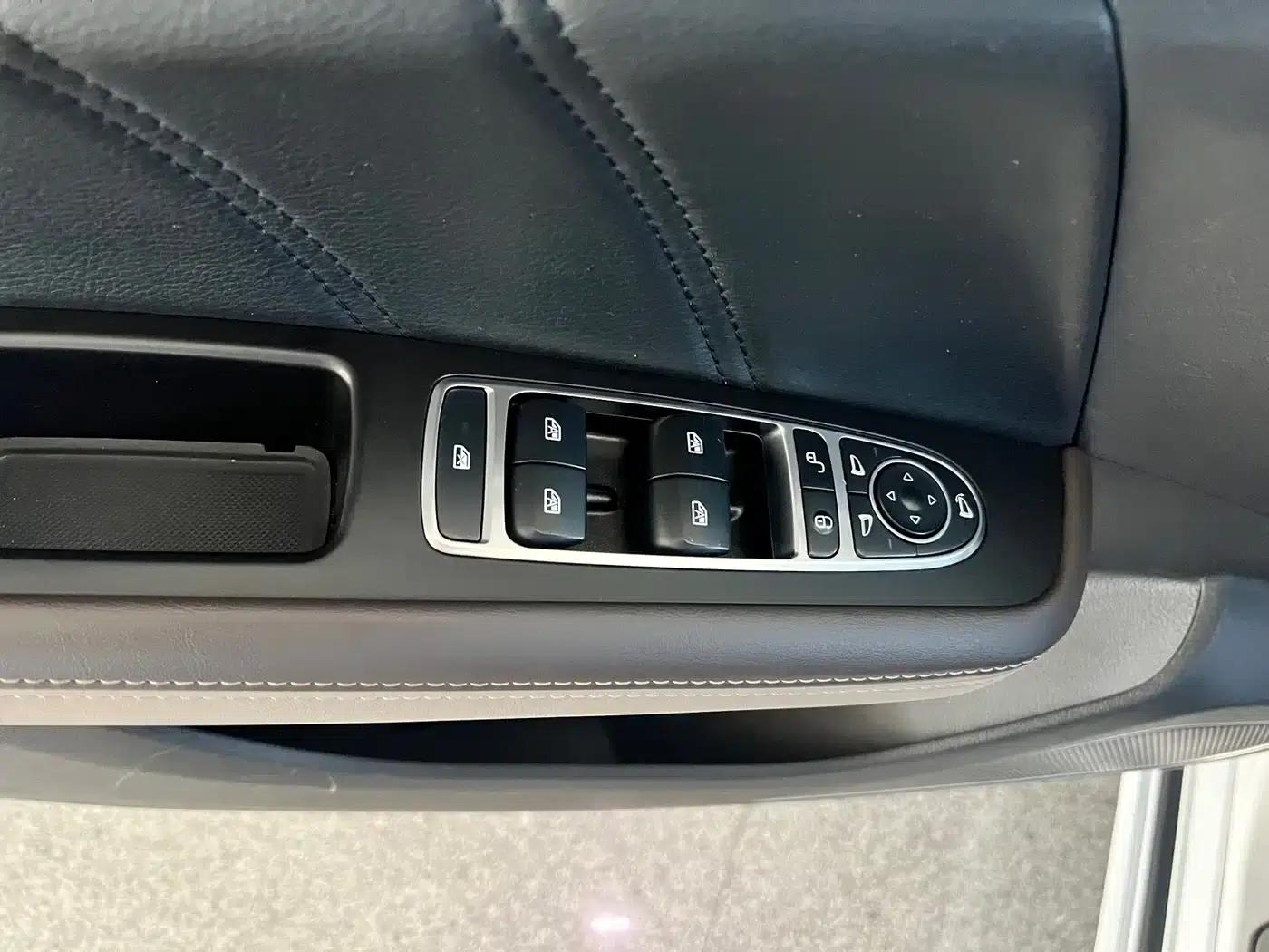 Song MAX New Energy 2022 DM-i 105KM Executive Edition — миниатюра 15