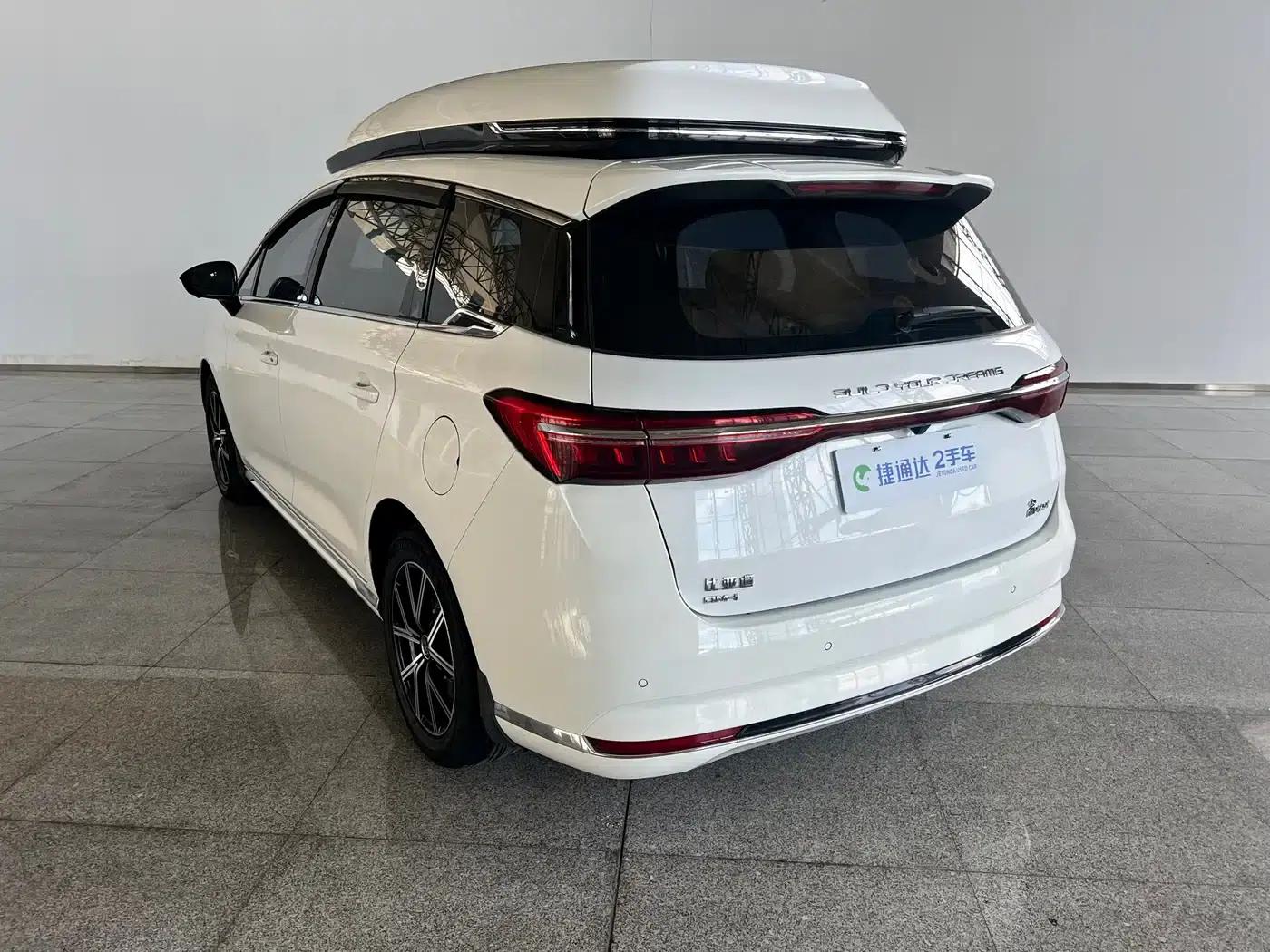 Song MAX New Energy 2022 DM-i 105KM Executive Edition — миниатюра 5