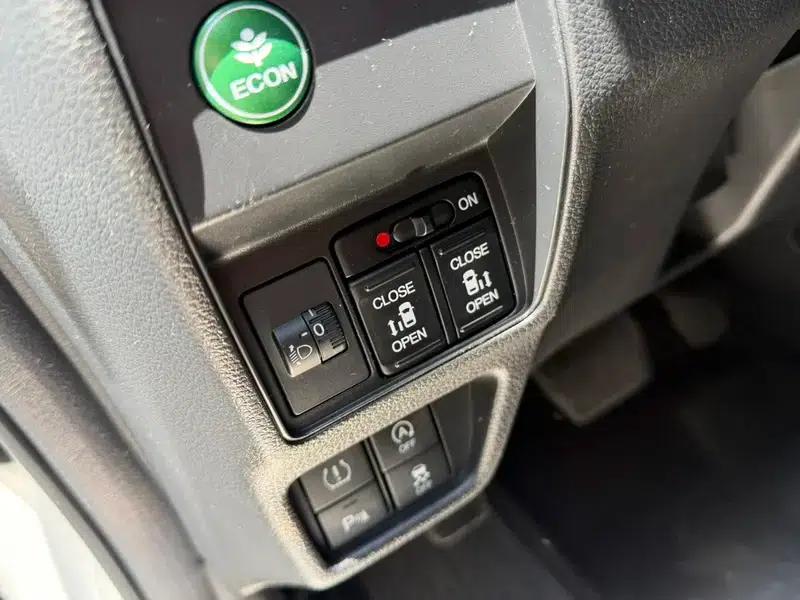 2018 Odyssey 2.4L Luxury Edition — миниатюра 7