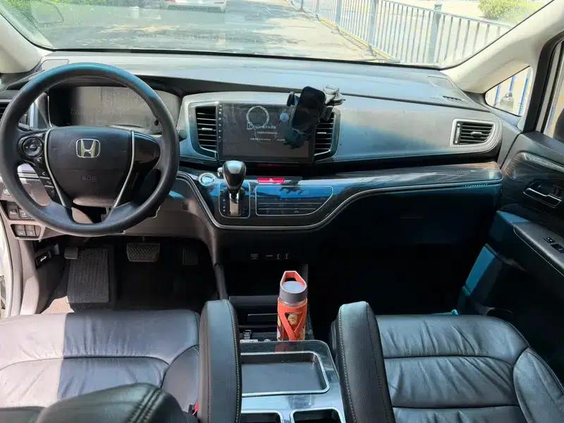 2018 Odyssey 2.4L Luxury Edition — миниатюра 8