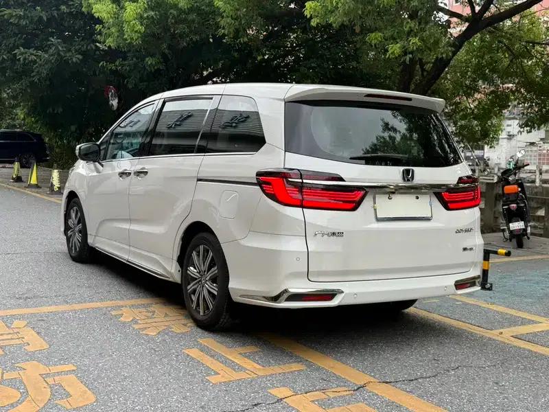 Odyssey 2024 2.0L e:HEV Elite Enjoy Edition — миниатюра 4