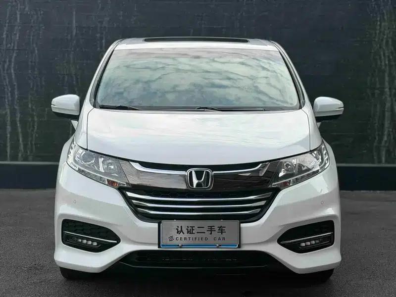 2018 Odyssey 2.4L Luxury Edition — миниатюра 2