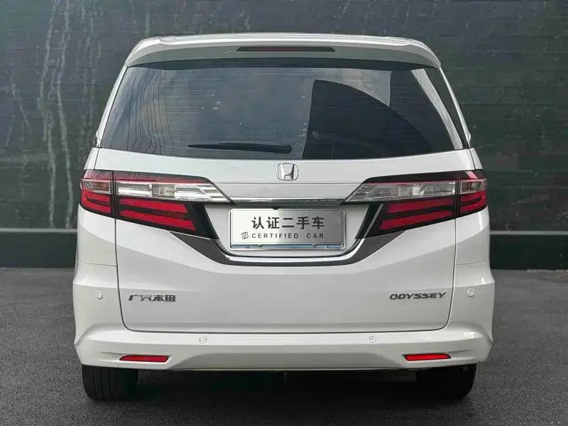 2018 Odyssey 2.4L Luxury Edition — миниатюра 5