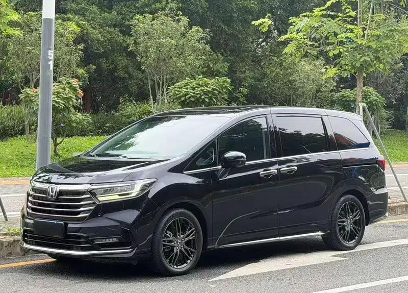 Odyssey 2024 2.0L e:HEV Elite Edition — миниатюра 1