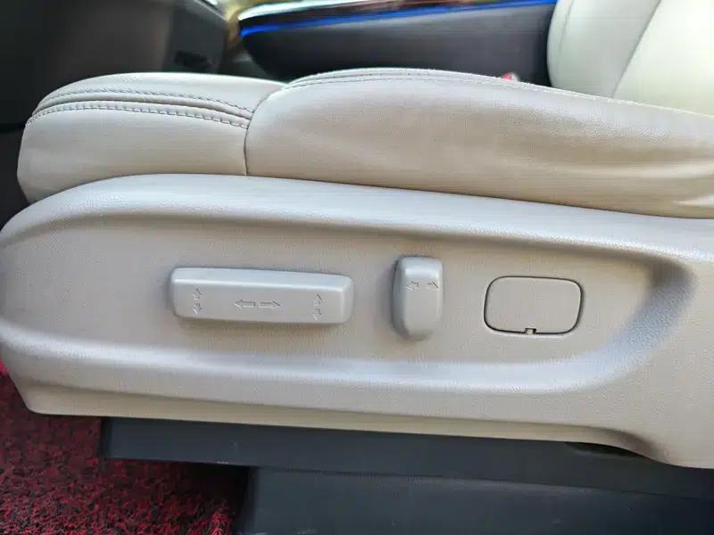 2015 Odyssey 2.4L Luxury Edition — миниатюра 15