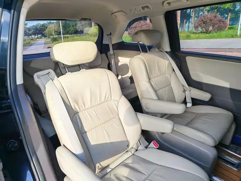 2015 Odyssey 2.4L Luxury Edition — миниатюра 18