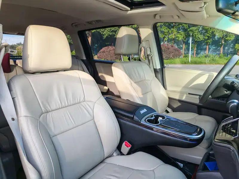 2015 Odyssey 2.4L Luxury Edition — миниатюра 21