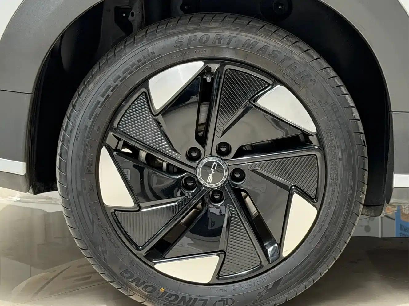 Hiace 05 EV 2025 520KM Flagship Intelligent Navigation Edition — миниатюра 21