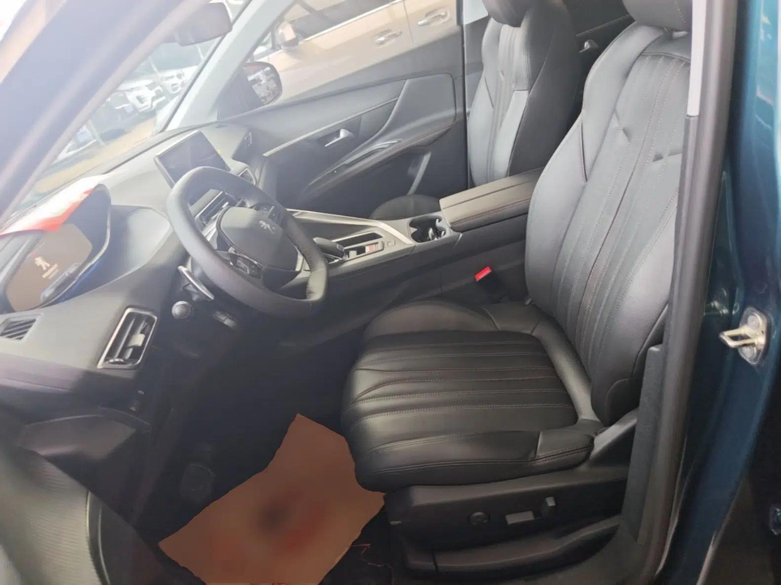 Peugeot 5008 2017 380THP 7-Seater Boundary-Free Edition — миниатюра 17