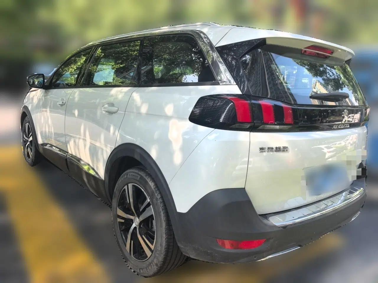 Peugeot 5008 2021 360THP 5-Seater Strength Edition — миниатюра 4