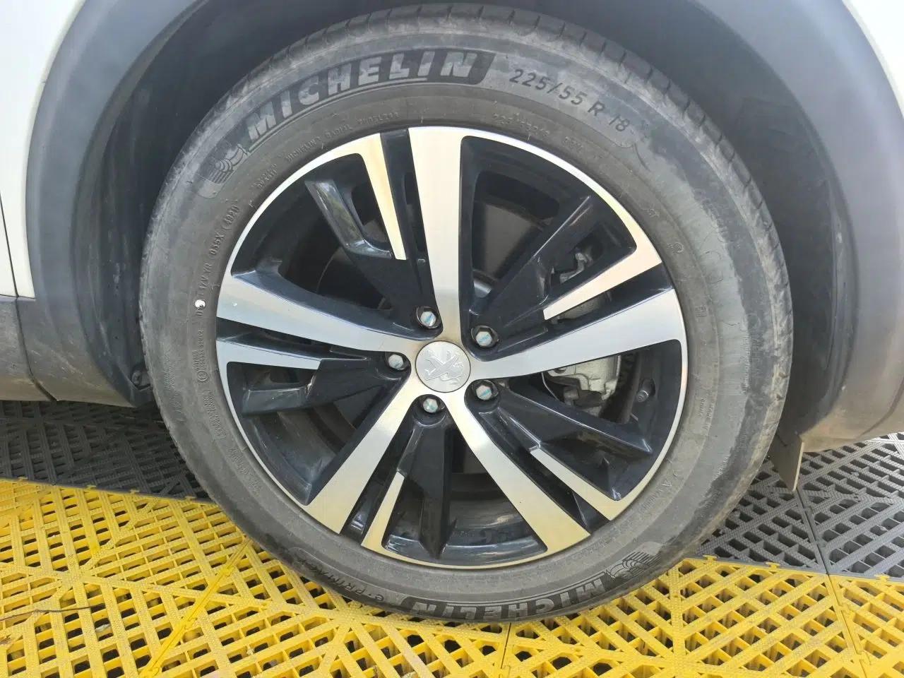 Peugeot 5008 2021 360THP 5-Seater Strength Edition — миниатюра 8
