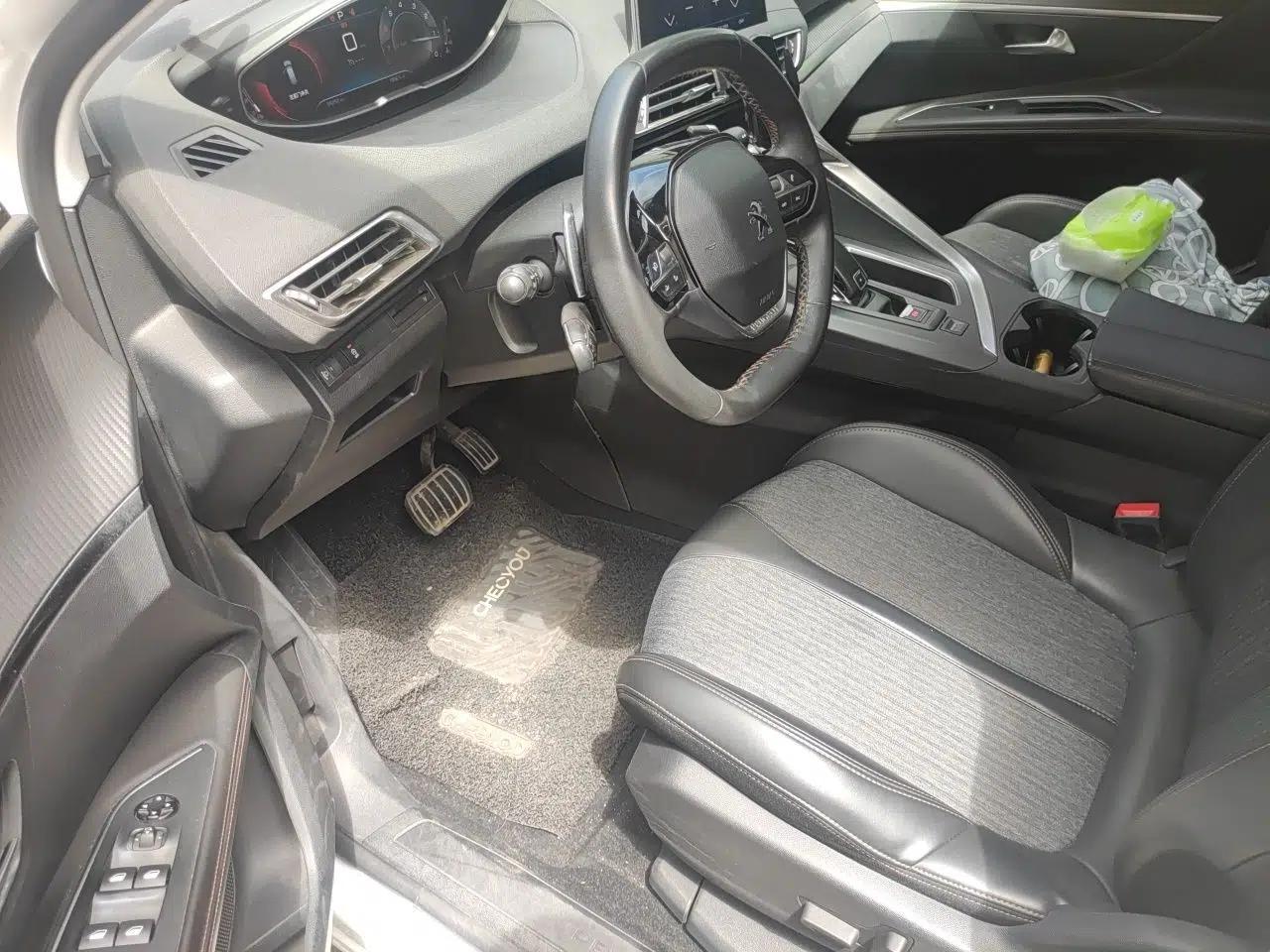 Peugeot 5008 2017 380THP 7-Seater Elite Edition — миниатюра 16