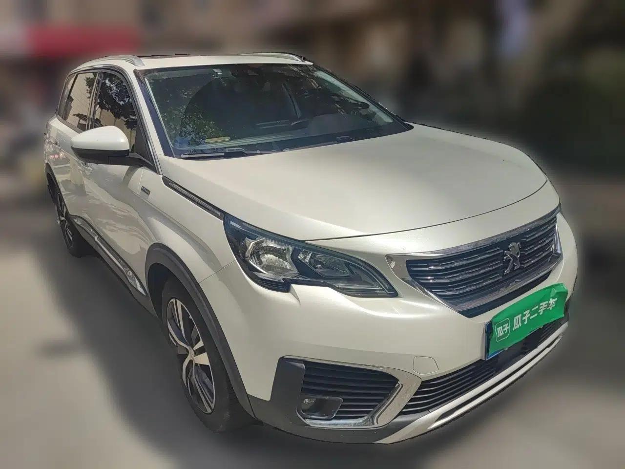 Peugeot 5008 2017 380THP 7-Seater Elite Edition — миниатюра 3