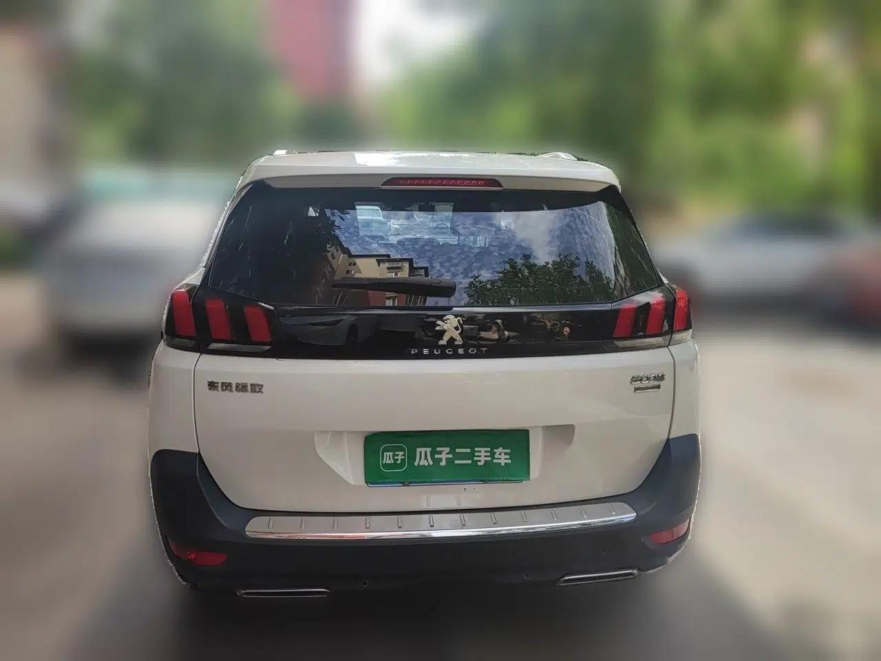 Peugeot 5008 2017 380THP 7-Seater Elite Edition — миниатюра 5