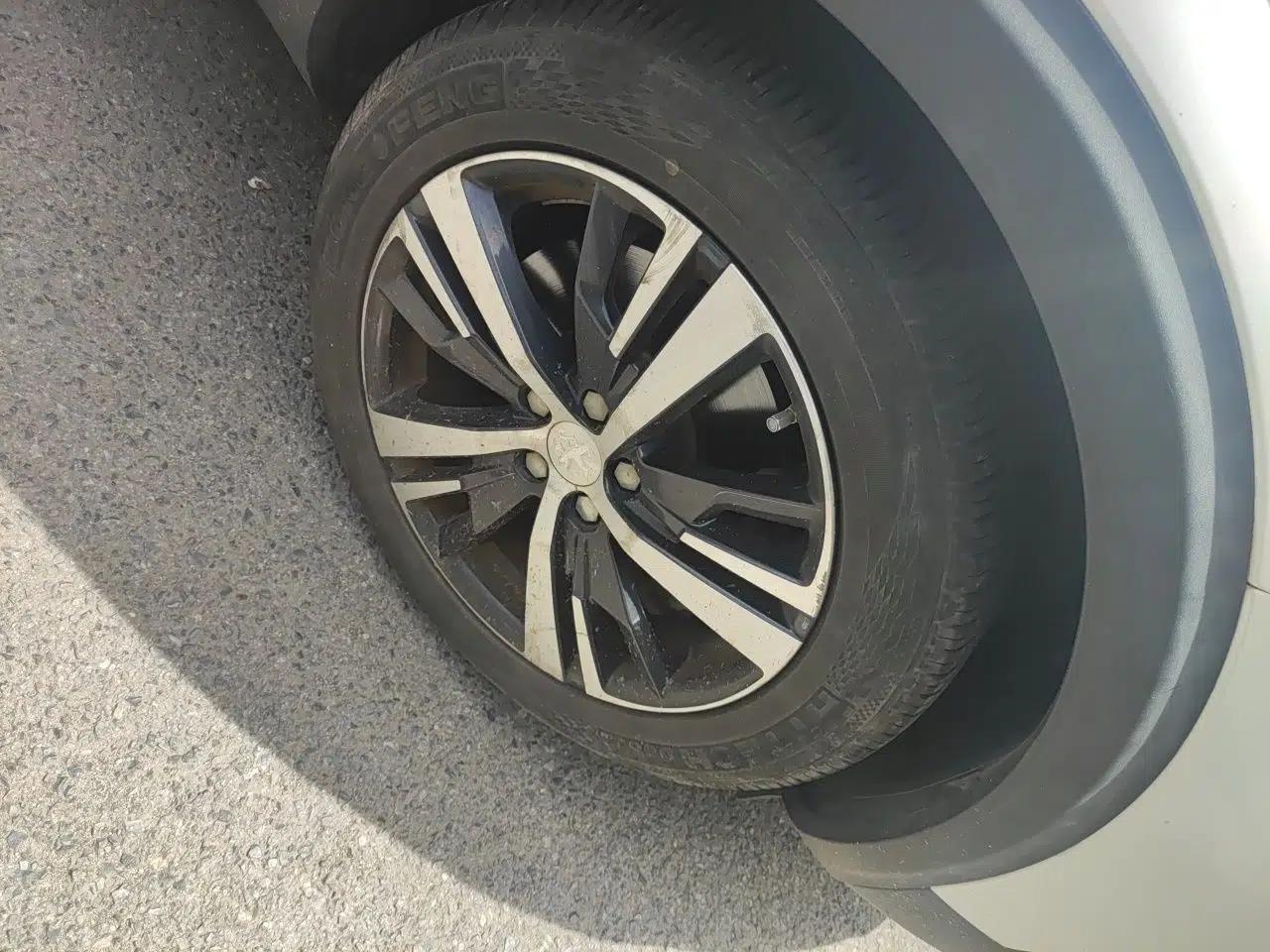 Peugeot 5008 2017 380THP 7-Seater Elite Edition — миниатюра 8