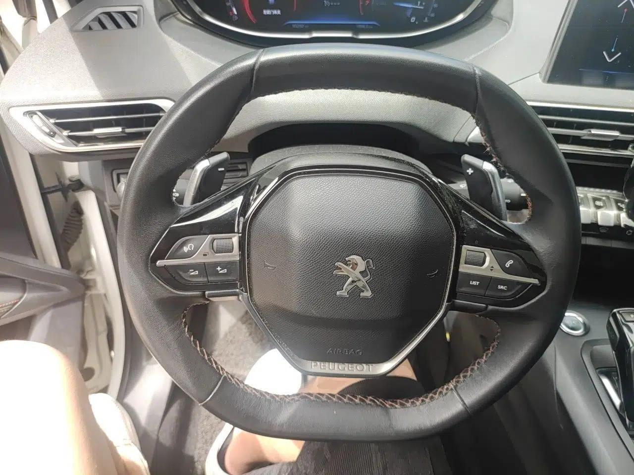 Peugeot 5008 2017 380THP 7-Seater Elite Edition — миниатюра 10