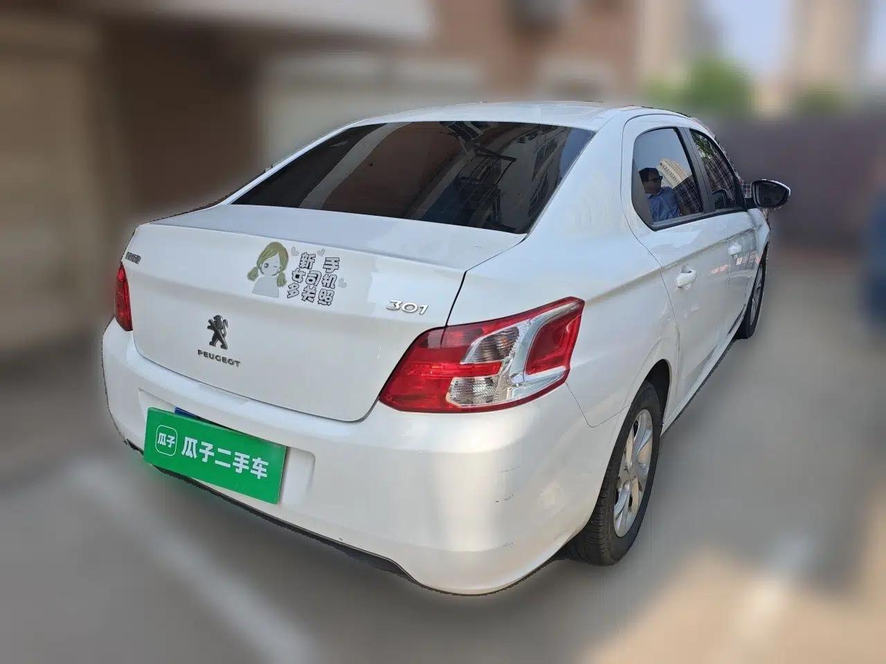Peugeot 301 2014 1.6L Automatic Comfort Edition — миниатюра 6