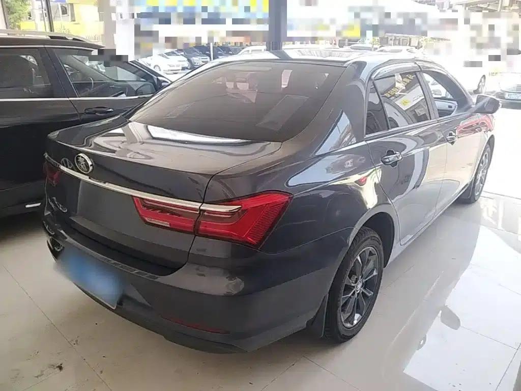Qin 2019 1.5L Manual Deluxe Edition — миниатюра 7