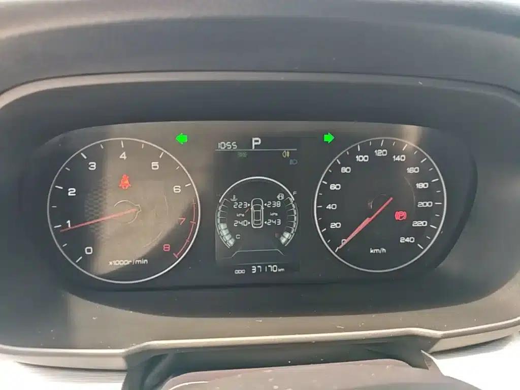 Qin 2019 1.5L Automatic Premium Edition — миниатюра 12