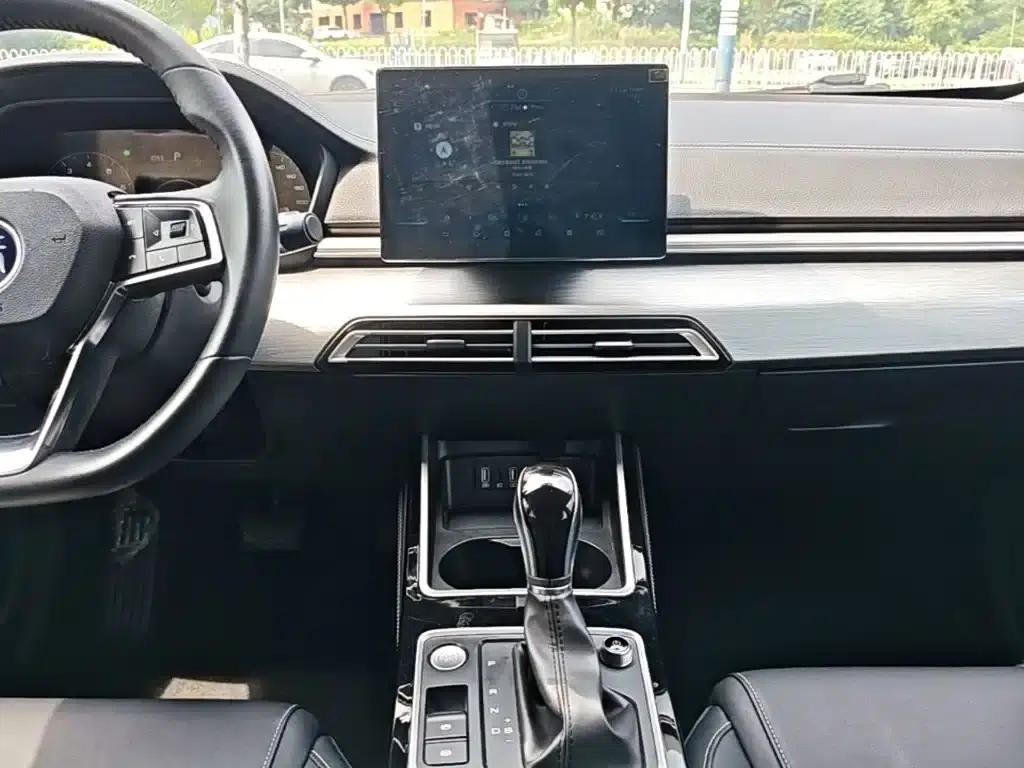 Qin 2019 1.5L Automatic Premium Edition — миниатюра 13