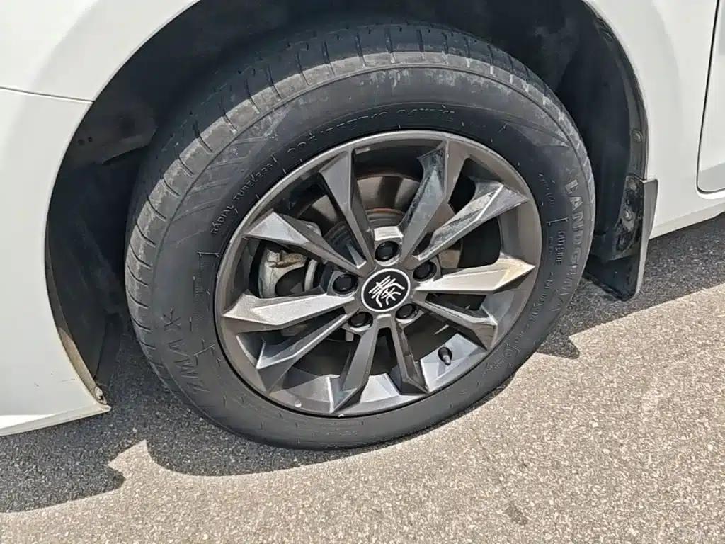 Qin 2019 1.5L Automatic Premium Edition — миниатюра 23